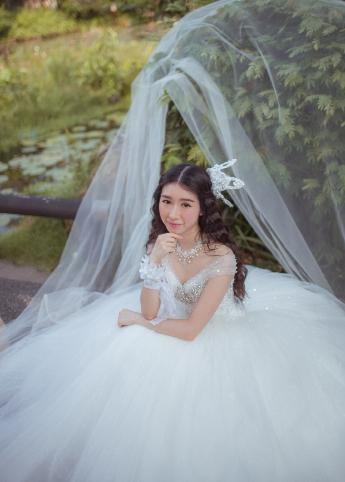 美丽小蜜桃6娃娃脸